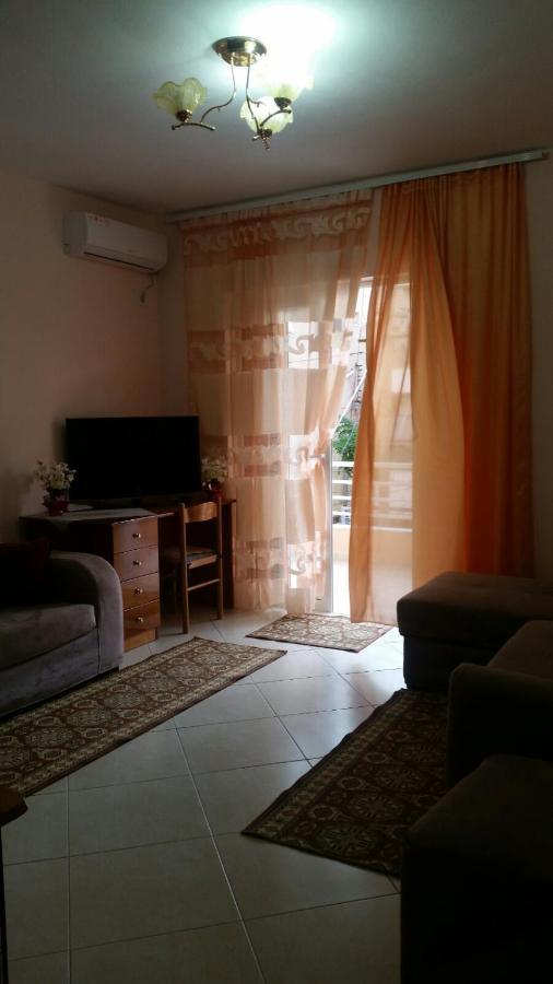 Christos Apartments Sarande Exterior photo